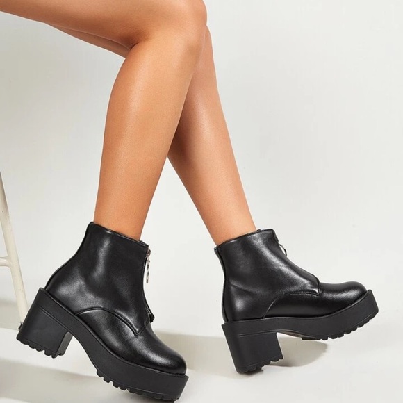 Shein boots - Picture 2 of 7